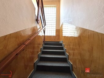 Na predaj: Dvojgeneračný slnečný dom s veľkým pozemkom – Bad - 3