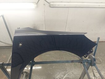 Skoda Fabia 2 blatniky vo farbe auta,novy diel. - 3