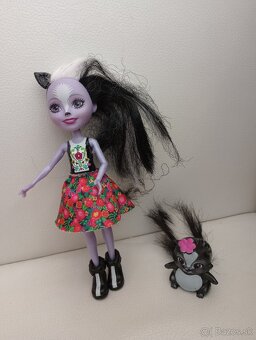 Mini bábika Mattel Enchantimals - Sage Skunk & Caper - 3