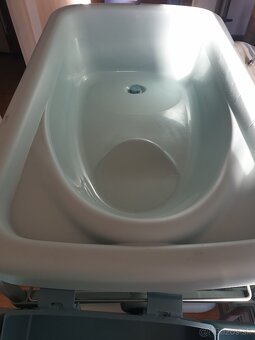 Prebaĺovací pult s vaničkou - 3