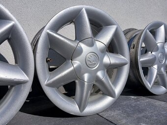 Felicia 4x100 R13 - 3