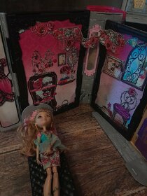 Skladací domček pre bábiky - 3