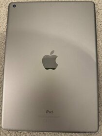 Apple iPad 32Gb 6. generácie, 2018 - 3