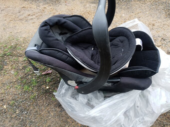 PREDAM DETSKU AUTOSEDACKU,RUKSAK NA NOSENIE DETI - 3