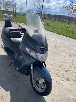 Suzuki Burgman 400 - 3