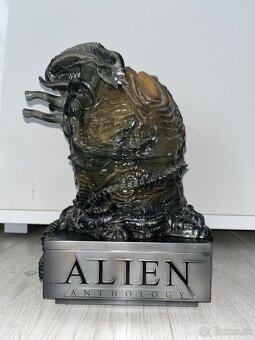 Alien Anthology Blu-ray Collector's Box Set with Alien egg - 3