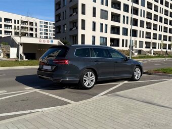 Predam Volkswagen Passat 2.0 BiTDI 176kw 4x4 - 3