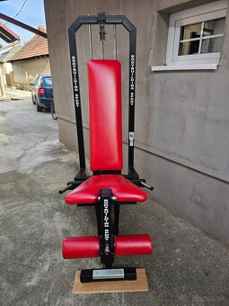 Predkopavanie v sede cez kladku + 80kg tehličiek - 3