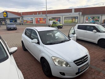Predam kia ceed 1.4 benzin - 3