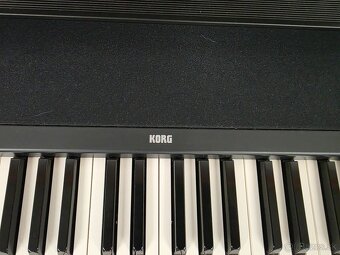 Digitalne piano Korg B1 so stojanom - 3