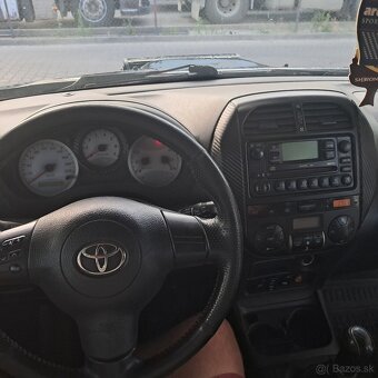 Predám toyotu rav 4 - 3