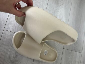 Yeezy slides béžové - 3