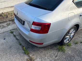 Zadok škoda Octavia 3 sedan - 3