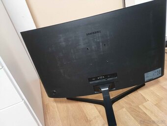 Samsung zakrivený monitor 24 palcový - 3