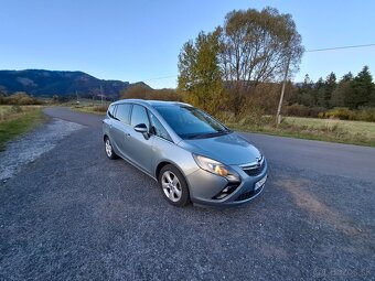Opel Zafira Tourer benzin 7-miestny - 3