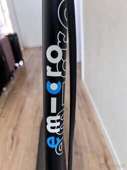 Elektrická kolobežka Micro Merlin X4 Black - 3