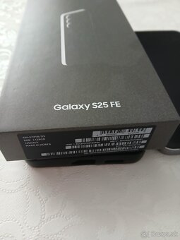 Samsung Galaxy S25 FE 8/128GB - 3