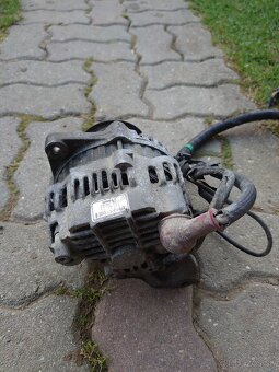 Alternátor Nissan Patrol Y61 - 3