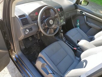 VOLKSWAGEN TOURAN - 3
