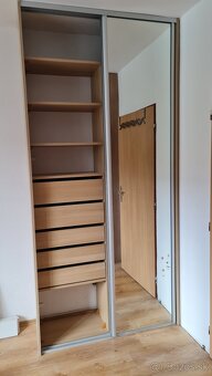 Vstavana skrina "rezervovana" - 3
