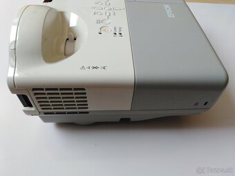 LCD projektor Epson H330B - 3