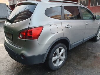 Nissan Qashqai +2 - 3