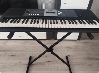 Takmer nový Yamaha YPT-230 - 3