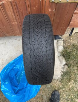 Bridgestone Blizzak LM005 225/60 r18 104V - 3