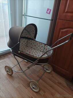 Retro kočík pre bábiky - 3