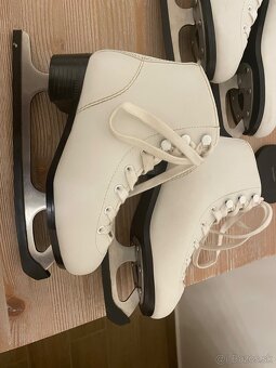 Dievčenské korčule - 3