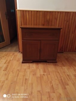 Predám skriňu a komodu - 3
