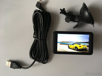 Kovová autokamera FullHD s cúvacou - 3