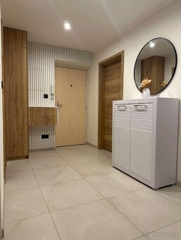 Prenajmem 2. jizbový byt v  Nitre - 3