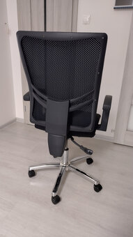 kvalitna kancelarska stolicka - 3