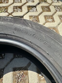 Pneumatiky 215/65 R17 99V - 3