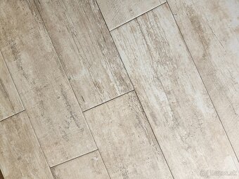 Keramická dlažba-gres 20x60 vzhľad drevo bežová LEN 11,- eur - 3