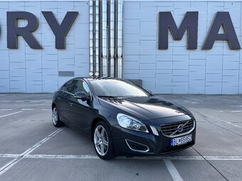 Volvo S60 SUMMUM D5 158Kw AT6 - 3