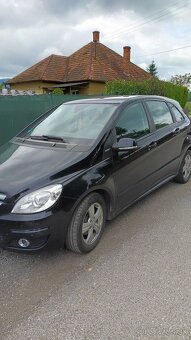 Mercedes Benz b160 - 3