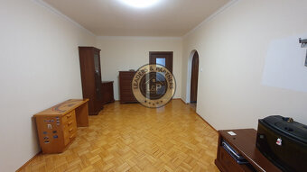PREDAJ: 3 izbový byt 70 m2 s 2 WC + loggia Jesenná ul. - 3