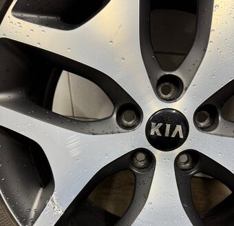 Predám originálne disky Kia R19 5x114,3 - 3