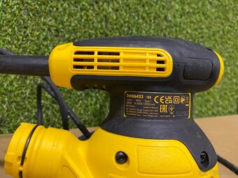 DeWALT DWE6423 Excentrická brúska 230V (280W/125mm) - 3