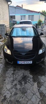 Opel Insignia sports tourer - 3