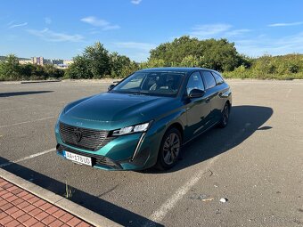 Peugeot 308 SW 1.2 PureTech allurepack AT/8 - 3