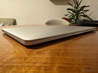 Predám MacBook Pro 13" Silver 2019 – Touch Bar, 8GB/128GB - 3