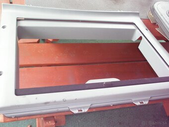 STRESNE  OKNO  NA  KAMION-24V NOVE... - 3