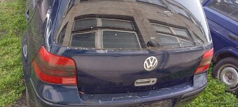 Volkswagen golf - 3