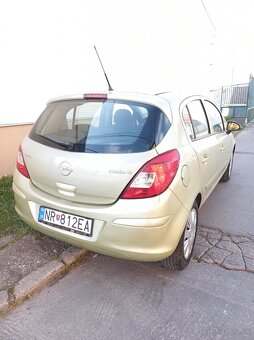 Opel Corsa D 1,2 benzín 59 KW 106 000 km - 3