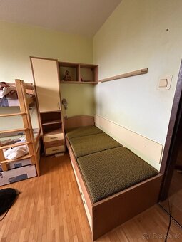 Cast detskej izby - Postel, Skrinka, Police - 3