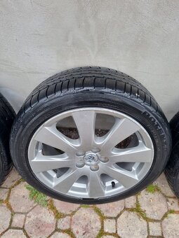 Elektróny Toyota 5X100 R17 215/45 r17 - 3