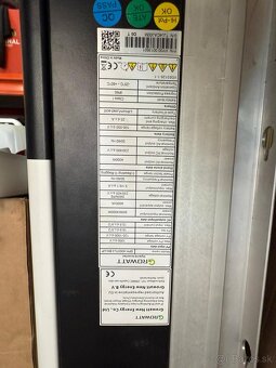 Growatt SPH4000 TL3 BH-UP 3f asymetrický menič - 3